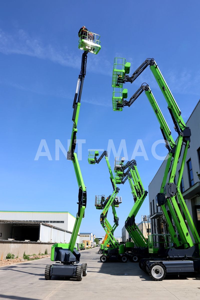 Articulating Boom Lift 