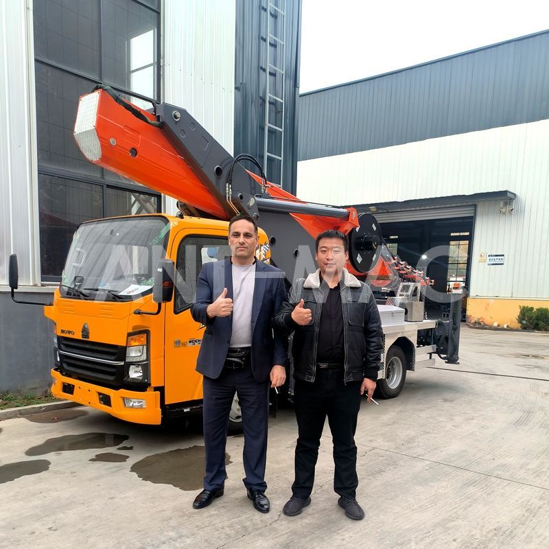 Korean Business Team Visits Shandong Ant for Truck-Mounted Aerial Lift Collaboration