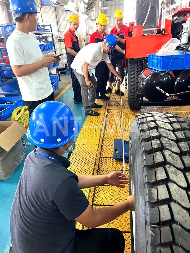 Malaysian Client Visits Our Factory
