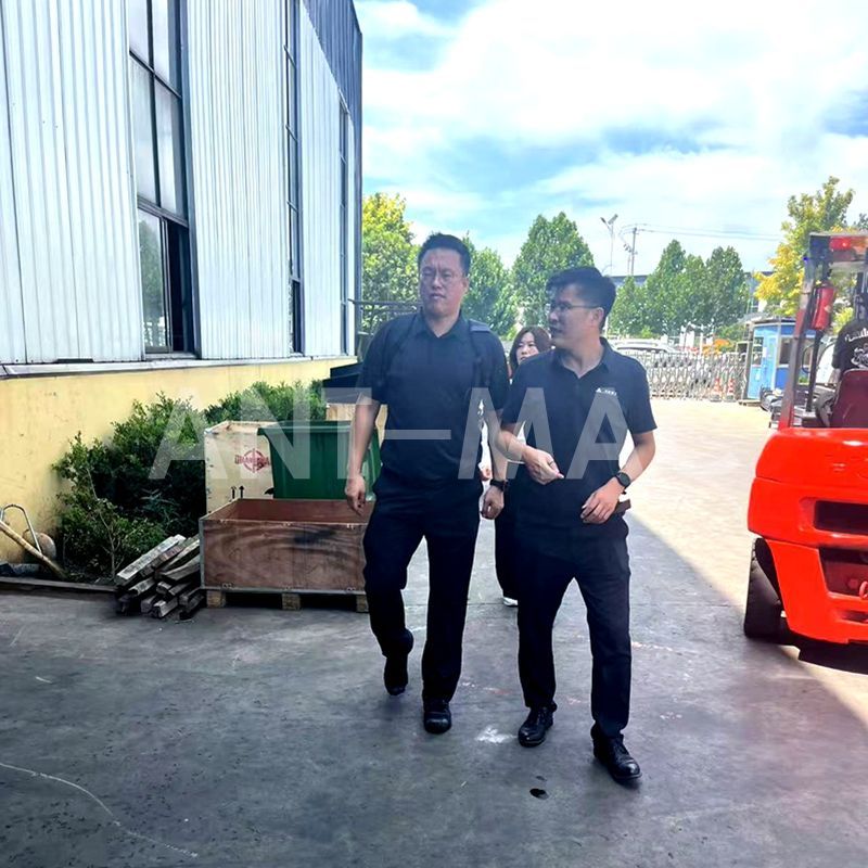 South Korean Delegation Conducts On-Site Inspection of Truck Mounted Telescopic Boom Lift for Sale