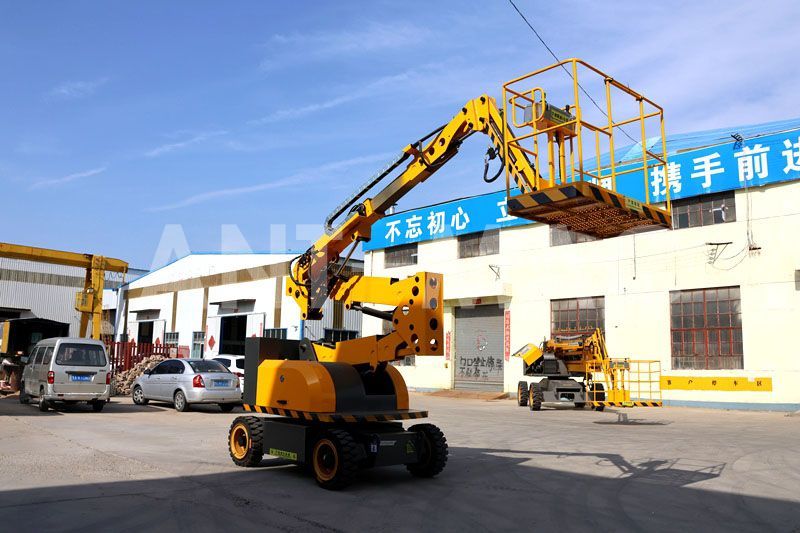 Aerial Work Platform vs Traditional Tools