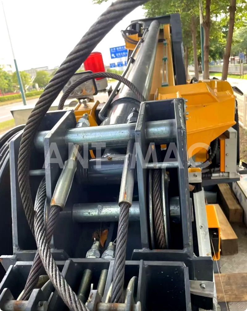 Dual-Chain Telescopic Boom Truck-Mounted Aerial Work Platform Dual-Chain Telescopic Boom Truck-Mounted Aerial Work Platform