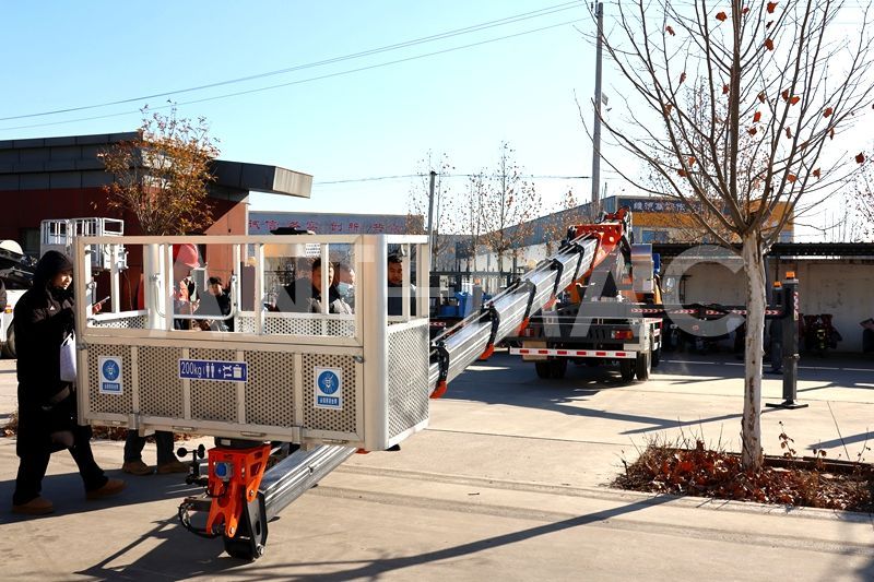 Dual-Chain Telescopic Boom Truck-Mounted Aerial Work Platform Dual-Chain Telescopic Boom Truck-Mounted Aerial Work Platform