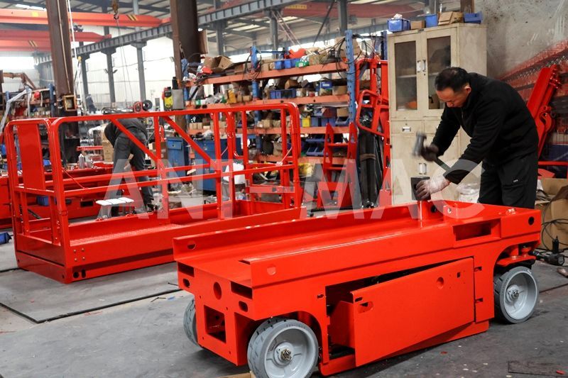7 Common Causes of Electric Scissor Lift Wear and Tear: Load Management Mistakes That Ruin Equipment