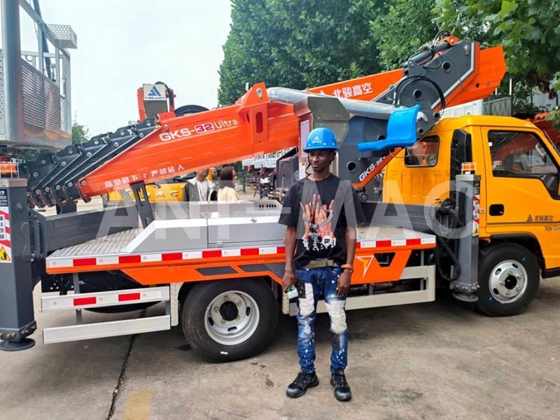 Burkina Faso Client Takes a Close Look At High-Performance Truck-Mounted Aerial Work Platform