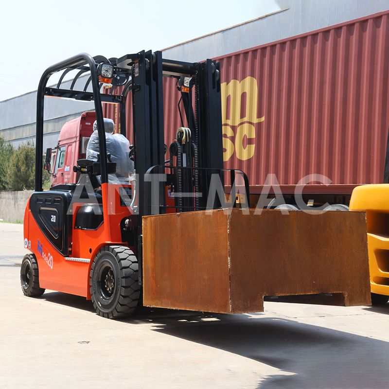 Essential Guide to Electric Forklift Maintenance