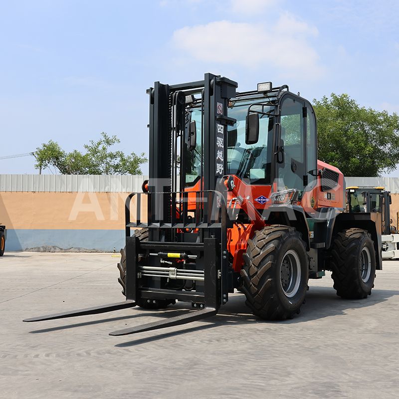 All-terrain forklift