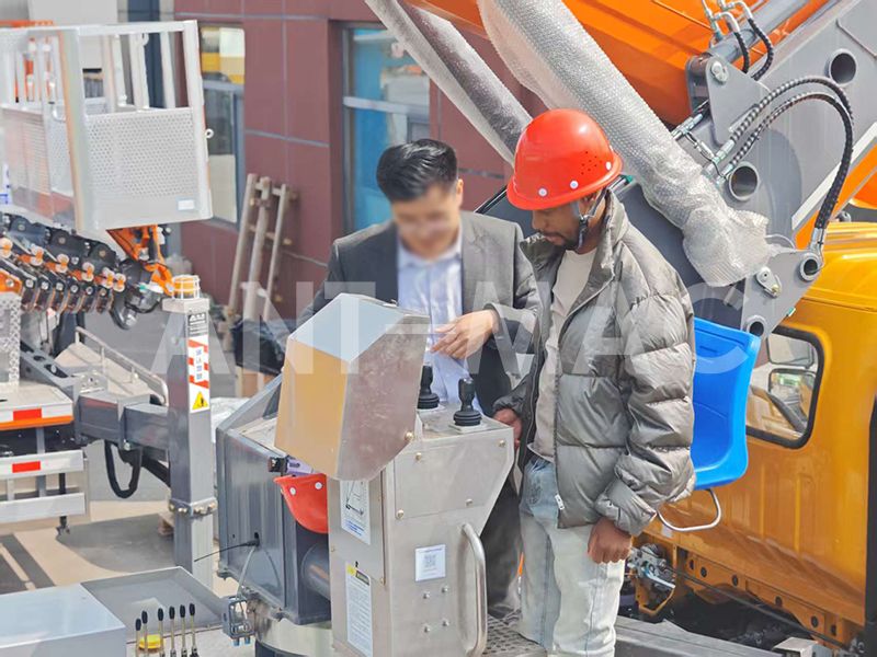 Vehicle-mounted aerial work platform